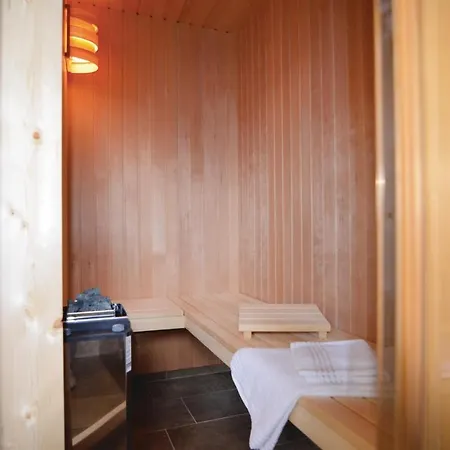 Stunning In With Sauna בית נופש *